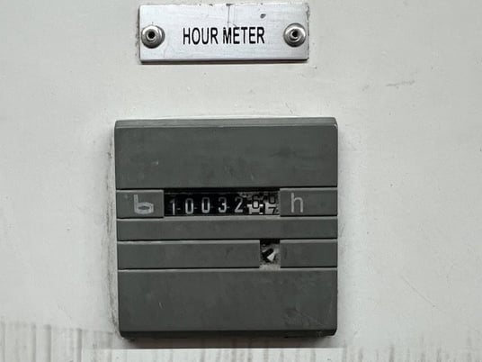 125 Ton, 7.6 Oz, Cincinnati Milacron Magnat #MTS-125, Injection Molding Machine, Fr.450, Endura Touch - Image 2