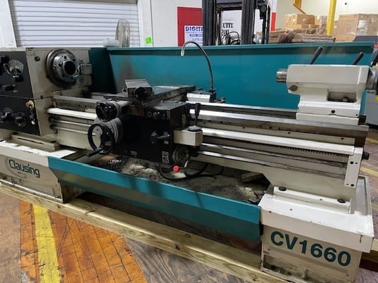 16" x 60" Clausing #CV-1660, 4-1/16"spindle hole, 26-1700 RPM, 3-jaw 12" chuck, taper attach., 2006 - Image 7