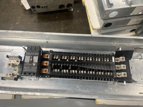 400 Amp. General Electric, AEF3424MBX, Panelboard, 480/277 Volts 3PH 4W Indoor Encl 42Cir MLO SFHA36AT0250 - Image 5