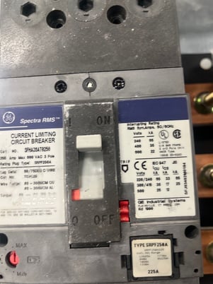 400 Amp. General Electric, AEF3424MBX, Panelboard, 480/277 Volts 3PH 4W Indoor Encl 42Cir MLO SFHA36AT0250 - Image 6