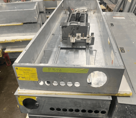 400 Amp. General Electric, AEF3424MBX, Panelboard, 480/277 Volts 3PH 4W Indoor Encl 42Cir MLO SFHA36AT0250 - Image 8