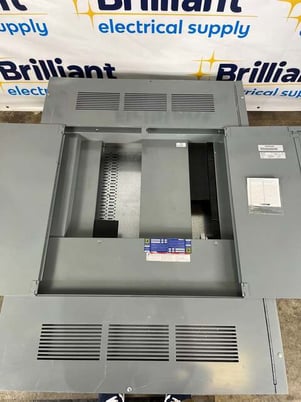 1200 Amp. Square D HCP I-Line, Panelboard, 480/277 Volts 3PH 4W 30Cir MLO Indoor Encl HC4259DB - Image 2