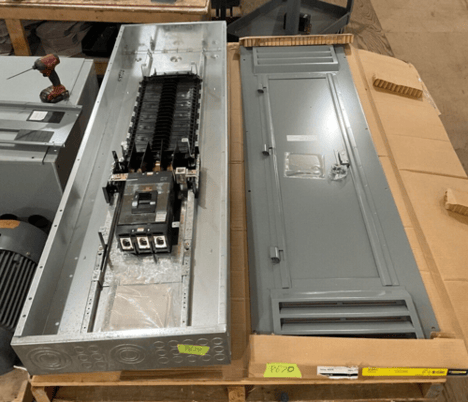 400 Amp. Square D NF, Panelboard, 480/277 Volts 3PH 4W Main LAP36400MB MCB Indoor Encl P670, New - Image 1