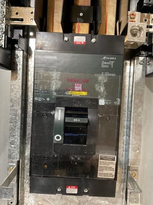 400 Amp. Square D NF, Panelboard, 480/277 Volts 3PH 4W Main LAP36400MB MCB Indoor Encl P670, New - Image 5