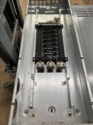 600 Amp. Square D NQOD442L600 NQOD, Panelboard, 208Y/120 Volts 3PH 4W 42 Circuit MAIN LUG P283 - Image 2