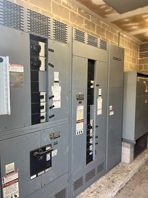 1600 Amp. Square D PXF31600G, 480/277 Volts, 3 phase 4 wire - Image 1