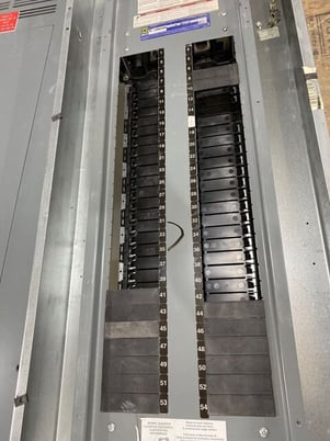 600 Amp. Square NF, Panelboard, 480/277 Volts 3PH 4W 66 Cir Indoor Encl MLO 600 Amp MH74BE P653 - Image 10