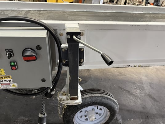 42" wide x 35' long, Bau-Man #194240575/3/60, incline flatbelt in-feed conveyor, 3 HP motor, 2018 - Image 3