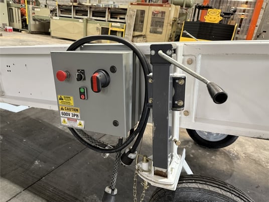 42" wide x 35' long, Bau-Man #194240575/3/60, incline flatbelt in-feed conveyor, 3 HP motor, 2018 - Image 9