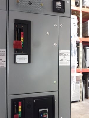 General Electric, e9000 evolution series ef, 600 amp, plug in feeder bucket, all new - Image 1