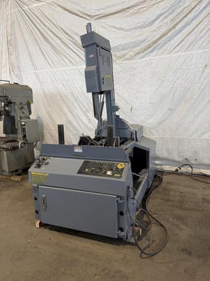 18" x 20" Hyd-Mech #V-18, vertical band saw - Image 1