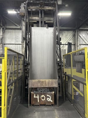 22 cu.ft. Metfin, rubber belt tumblast, 30 HP large direct drive wheel, shaker unloader & loading system - Image 7