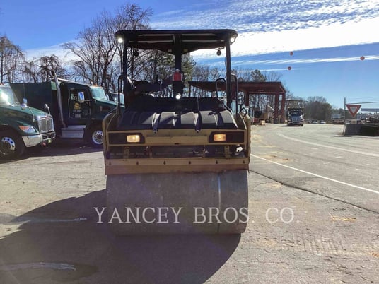 Caterpillar CB10, Compactor, 5329 hours, S/N: P8P00412, 2019 - Image 6