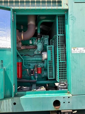 500 KW Cummins #DFEK, diesel generator set, 480 Volts, 2002 - Image 8