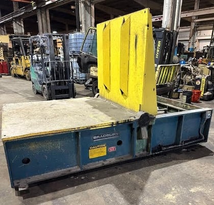 20000 lb. Bradbury coil up ender 65" x 65" x 50 - Image 1