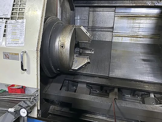 Okuma #LB-45-II, CNC Lathe, 33.8" Swing, 24" 3-Jaw Chuck, 10" Bore, 78.7" Turn length, 50 HP, 24-2800 RPM - Image 3
