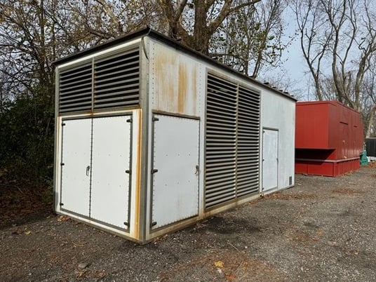 2500 KW Caterpillar #3516C, Standby Generator, Diesel Type, Sound Attenuated, Tier 2 Emissions, 3353 HP, 480 - Image 4