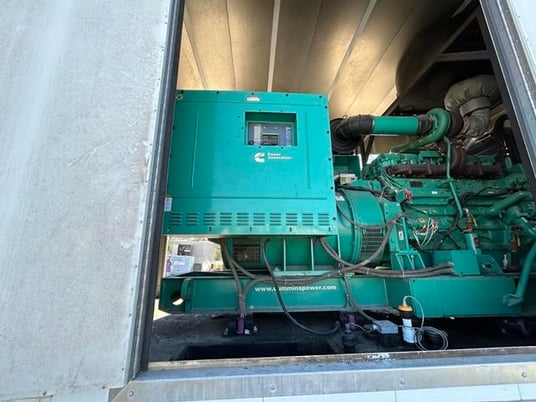 600 KW Cummins #DQCA, Standby Generator, Diesel Type, Sound Attenuated, Tier 2 Emissions, 805 HP, 208 Volts - Image 7