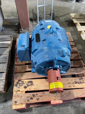 125 HP 1780 RPM Weg, Frame 404/5T, ODP, 460 Volts, RB, new surplus - Image 2