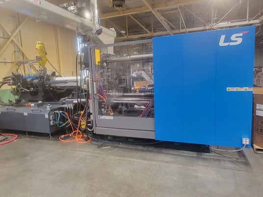600 Ton, 60 oz., Leroy Somer Mtron #LSG-600H-i35a, horizontal plastic injection molder, 2.95" screw diameter - Image 5