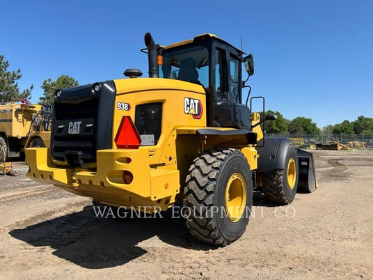 Cat 938, Wheel Loader, 246 hours, S/N: EZY01693, 2025 - Image 3