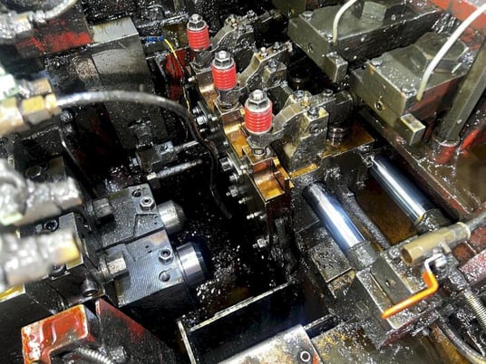 .472" x 5.23" Asahi Sunac #ST-1010, 2 die 2 blow header, 230 PPM, turntable, 2 plane straightener, 2008 - Image 3