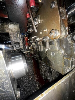 .472" x 5.23" Asahi Sunac #ST-1010, 2 die 2 blow header, 230 PPM, turntable, 2 plane straightener, 2008 - Image 6