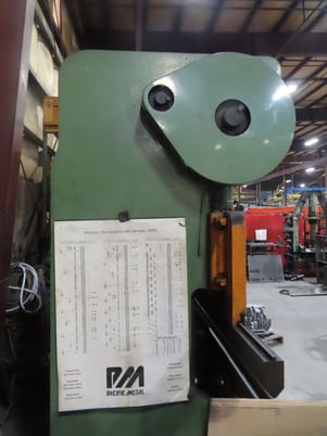 90 Ton, Verson #306-90, hydraulic press brakes, 8' overall, 78" between housing, 3" stroke, 12" Shut Height - Image 5