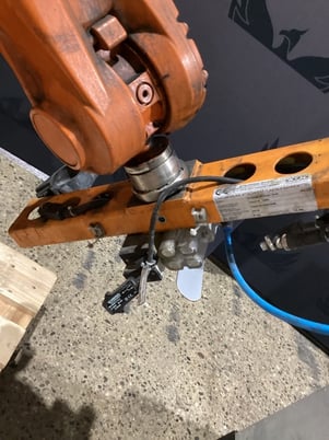 ABB, IRB 2600 M2004, robot w/ IRC5 controls, missing cable set - Image 3