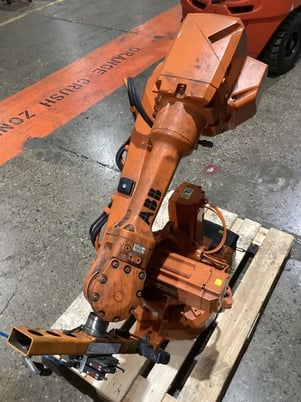 ABB, IRB 2600 M2004, robot w/ IRC5 controls, missing cable set - Image 4