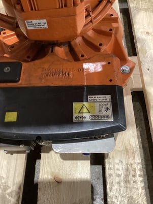 ABB, IRB 2600 M2004, robot w/ IRC5 controls, missing cable set - Image 9