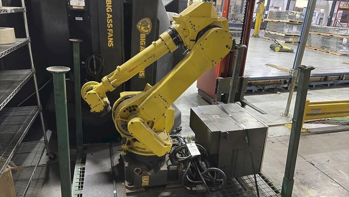 Fanuc, M-710IC-50-R30iB, Robot, 6 axis, 70kg 154 lb. payload, 2581 mm 101.6" reach, R30iB Control - Image 1