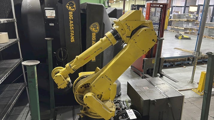 Fanuc, M-710IC-50-R30iB, Robot, 6 axis, 70kg 154 lb. payload, 2581 mm 101.6" reach, R30iB Control - Image 2