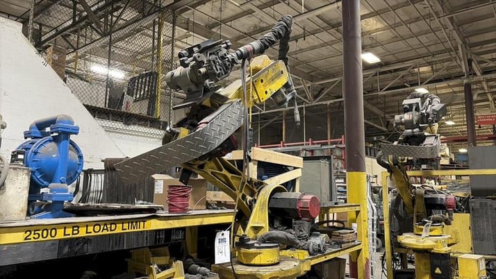 Fanuc, ArcMate 100i, Robotic Welder, 6 axis, 6 kg 13.2 lb. payload, 1368 mm 53.9" reach, Fanuc System R-J3 - Image 4