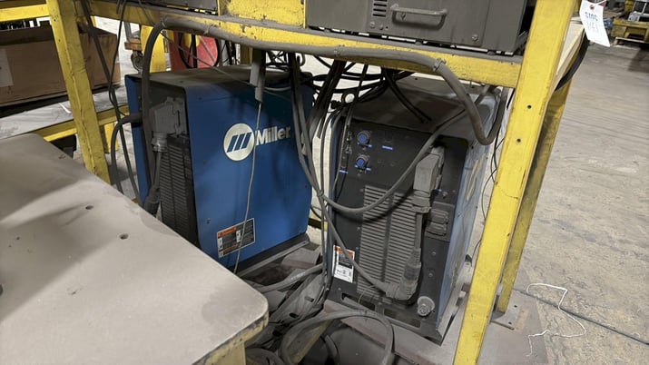 Fanuc, ArcMate 100i, Robotic Welder, 6 axis, 6 kg 13.2 lb. payload, 1368 mm 53.9" reach, Fanuc System R-J3 - Image 6