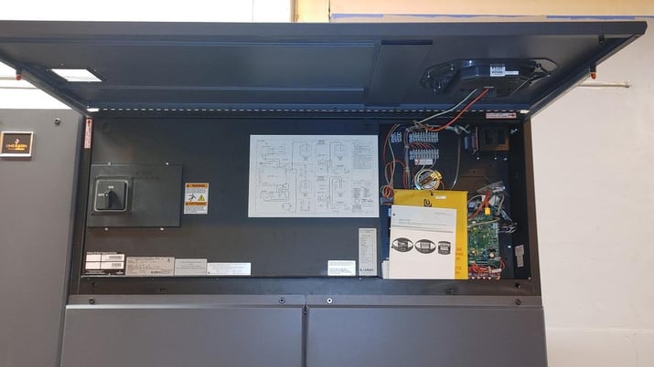 12 Ton Liebert #DS042A DA000763A, CRAC Downflow, 73" x 34" x 74" - Image 3