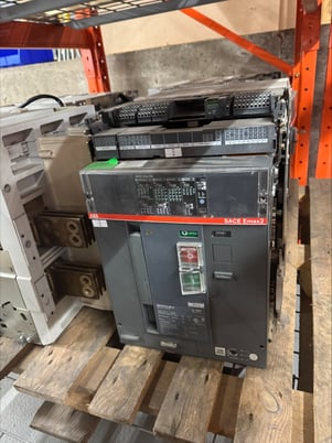 1600 Amps, ABB, SACE E2.2S-A, electrically operated - Image 2