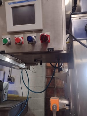 Pack West #120, Capper w/Capper Elevator, 3-Station, 6-Spindle, 150 CPM, 0.3"-2.7" outside dimension Capacity - Image 3