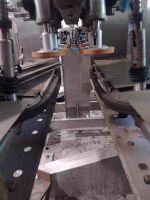 Pack West #120, Capper w/Capper Elevator, 3-Station, 6-Spindle, 150 CPM, 0.3"-2.7" outside dimension Capacity - Image 6