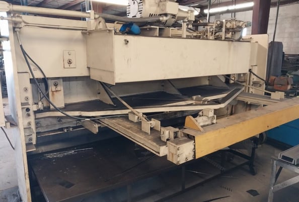 1/4" x 10' Standard #AS250-10, Hydraulic Shear, 36 Tons Shearing Force, 1" x 3" x 124" Blade, 11-Cylinder - Image 2