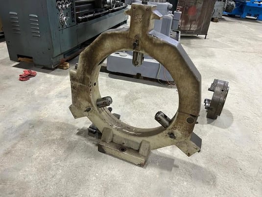 23.5" 3-Point roller steady rest - Image 2