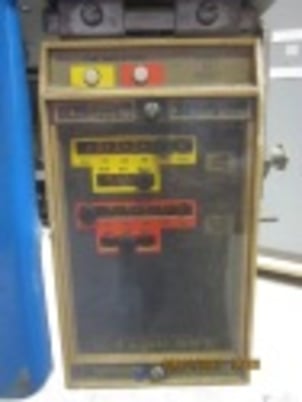 1600 Amps, General Electric, AKR-5A-50, electrically operated, drawout, #AB3660 - Image 3