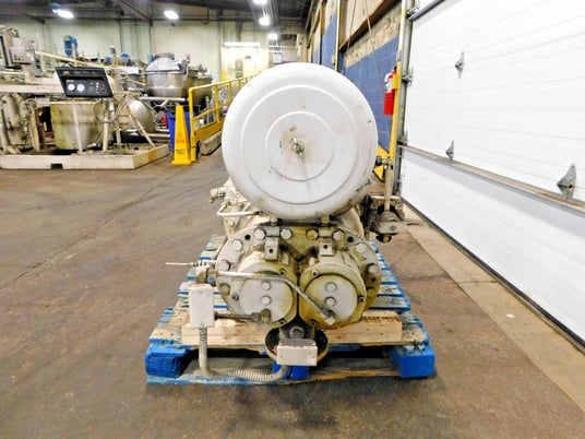 Ingersoll-Rand #SSR-EP200, compressor air end & motor, 200 HP, 870 acfm - Image 5