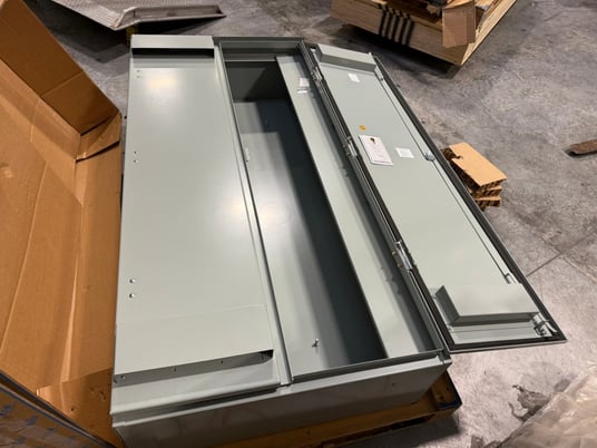 Eaton #RPC3673, 73" panelboard enclosure NEMA 12/3R Rainproof/Dustproof - Image 5