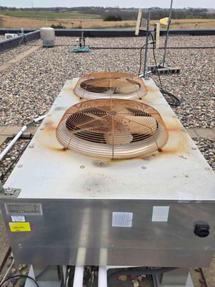 Liebert #DCDF165LA, 2-Fan Condenser, 320/165 psig, 3 Phase, 0.75 HP, 460 V, 2003 - Image 7