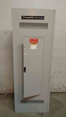 600 Amp. General Electric #42092602MM, Panelboard, (10) 30 Amps Breakers, 3 Phase, 3-Wire, 480 V - Image 1