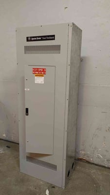 600 Amp. General Electric #42092602MM, Panelboard, (10) 30 Amps Breakers, 3 Phase, 3-Wire, 480 V - Image 2