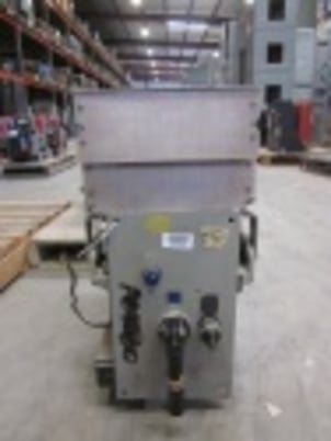 600 Amps, ITE, KNS-40, manually operated, drawout, #AB0189 - Image 1