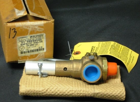 Conbraco #19*DC #19-202-12, Bronze Safety Relief Valve, Size 1/2, 55 Psi, new - Image 2