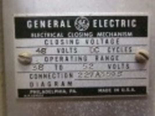 2000 Amps, General Electric, AKF-2C-1, electrically operated, drawout, #AB1070 - Image 1
